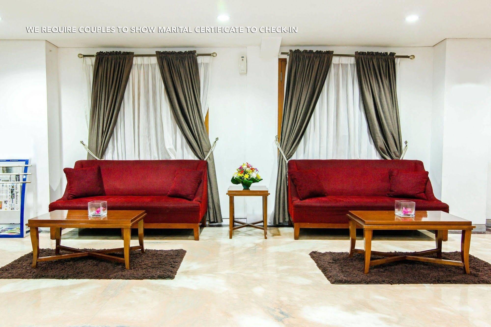 Zen Premium Menteng Syariah ジャカルタ エクステリア 写真