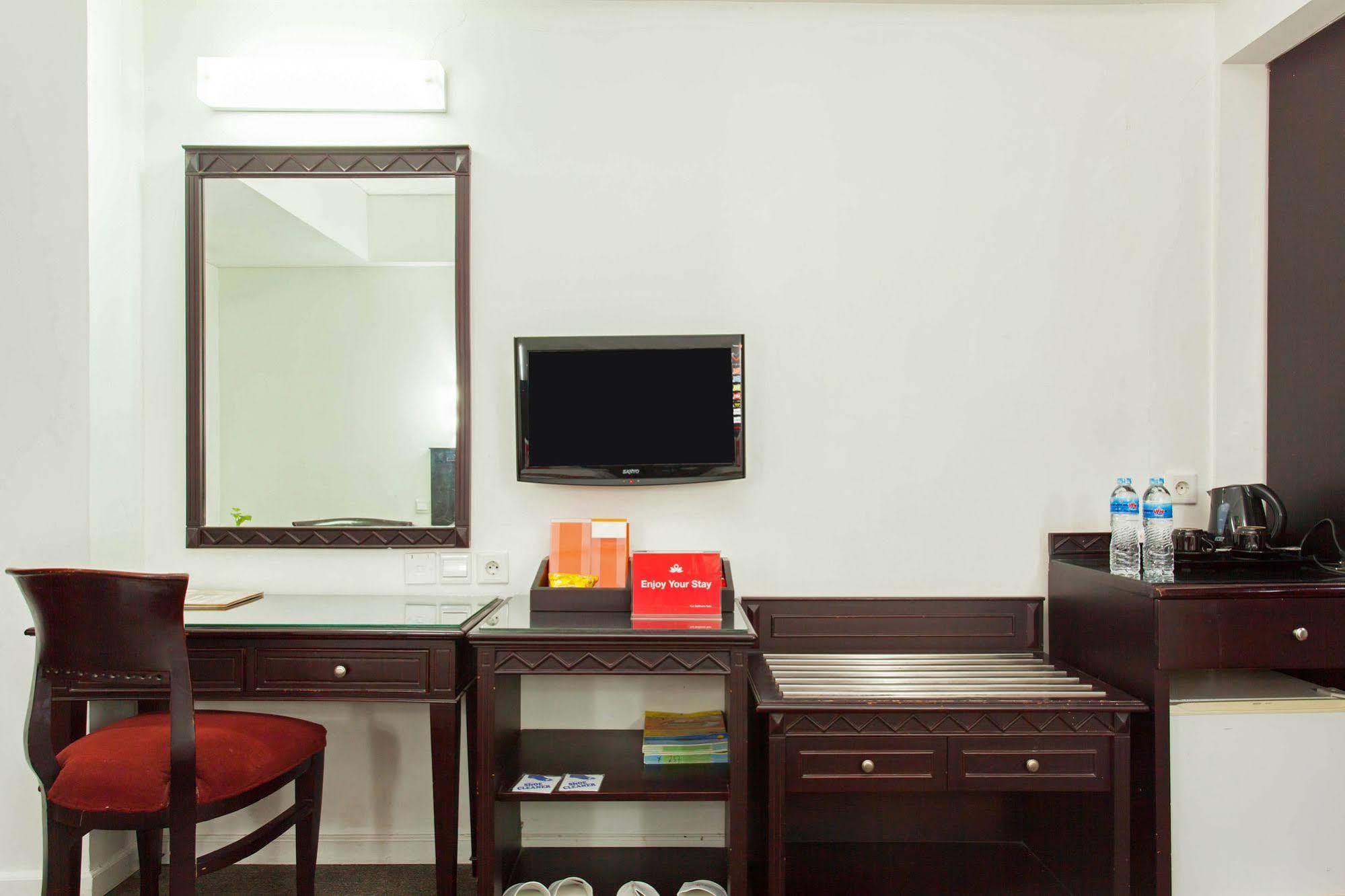 Zen Premium Menteng Syariah ジャカルタ エクステリア 写真